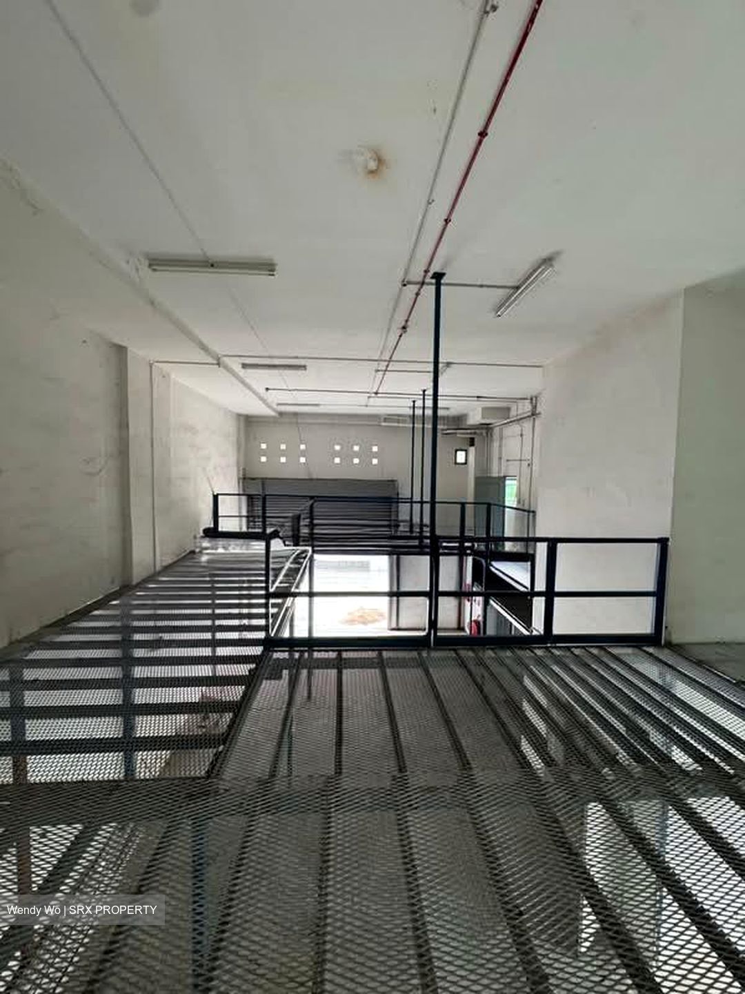 The Splendour (D23), Factory #584860351